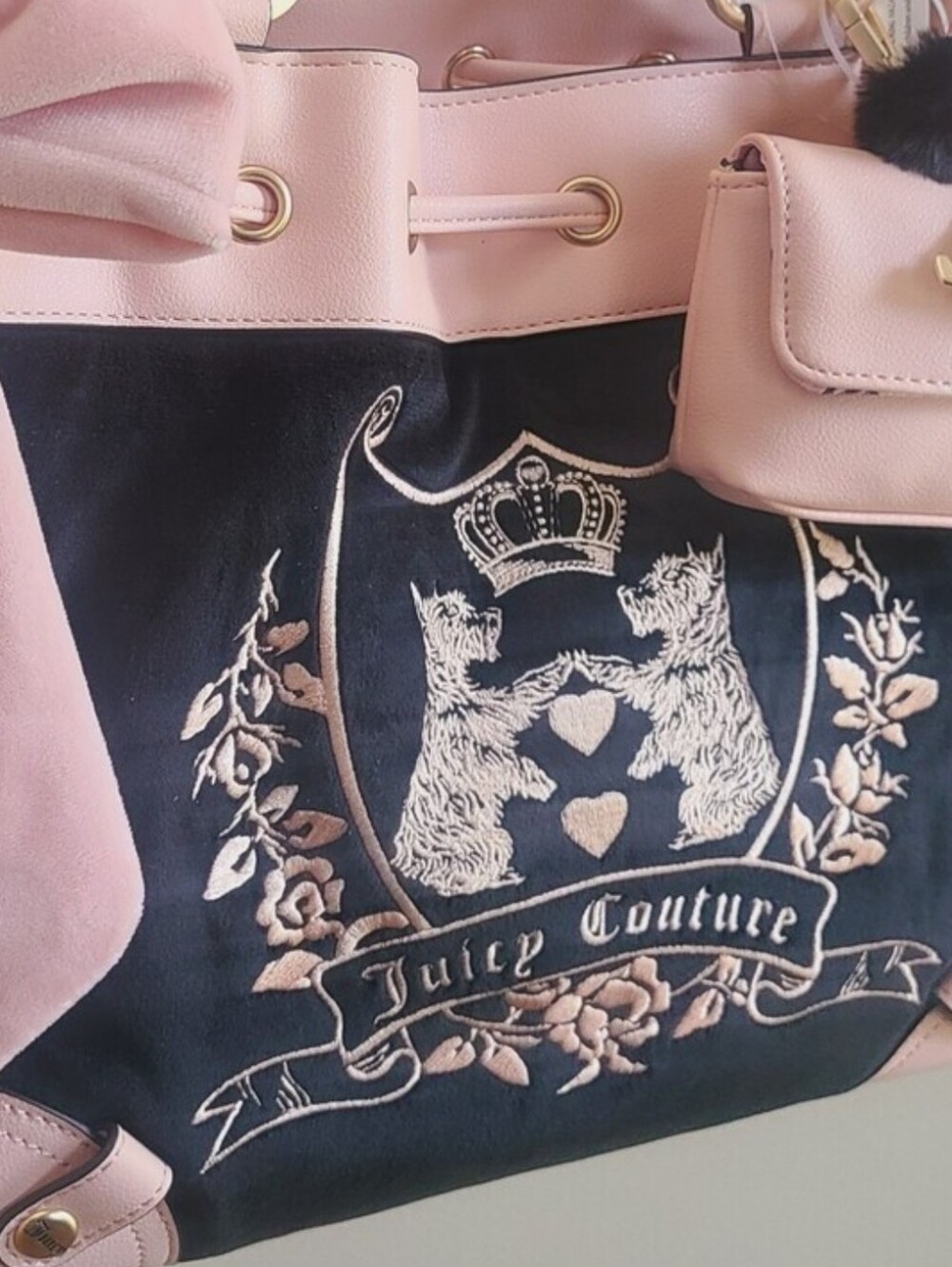 Juicy Couture Bag π - Picture 2 of 5